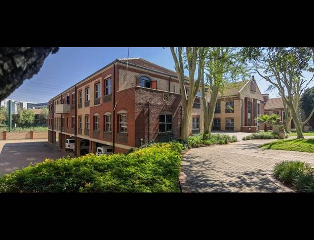 BUSINESS PROPERTY TO RENT IN MENLYN